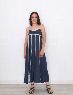 Vestido tirantes costuras