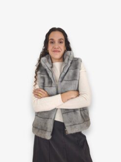 Chaleco pelo gris-Photoroom