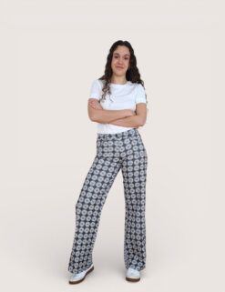 Pantalón recto margaritas