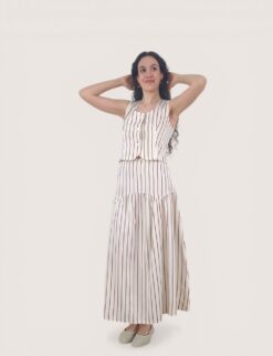 Falda vuelo raya fina